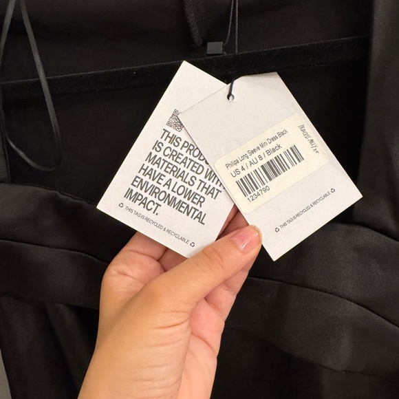 NWT Princess Polly US 4 Phillipa Long Sleeve Mini Satin Dress Bell Square Neck - Picture 3 of 6